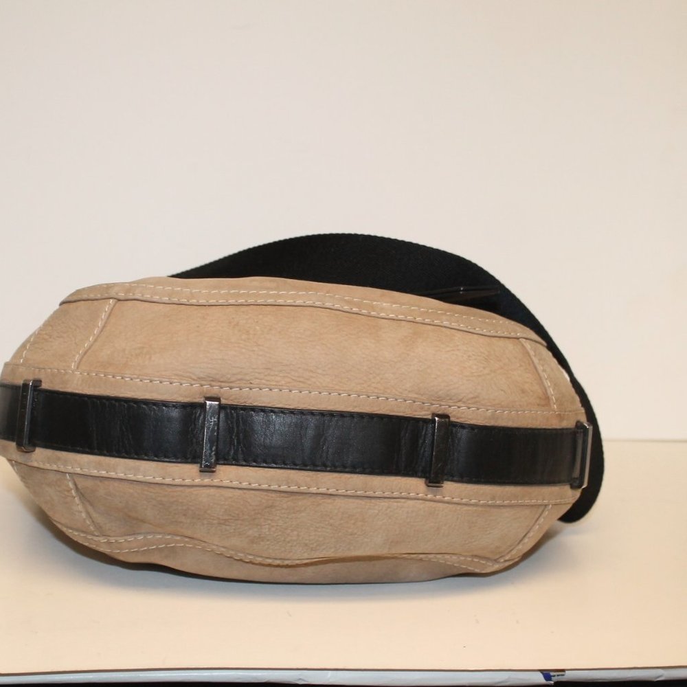 Masha Keja France Convertible Crossbody Bag - Picture 9 of 13